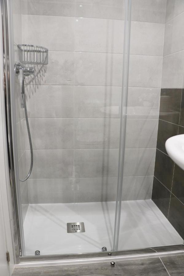 Apartamentos Credencial ซาร์เรีย ภายนอก รูปภาพ