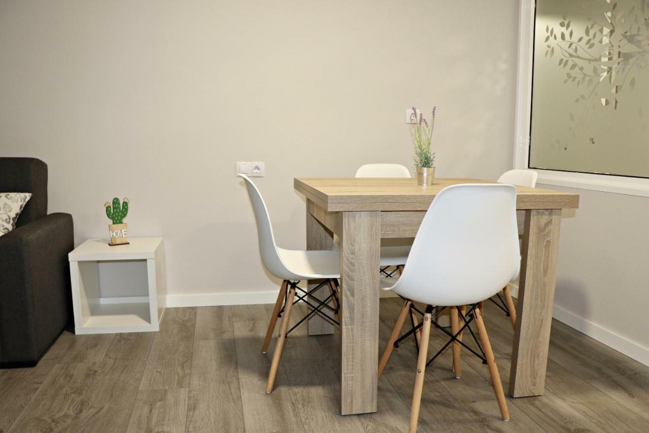 Apartamentos Credencial ซาร์เรีย ภายนอก รูปภาพ