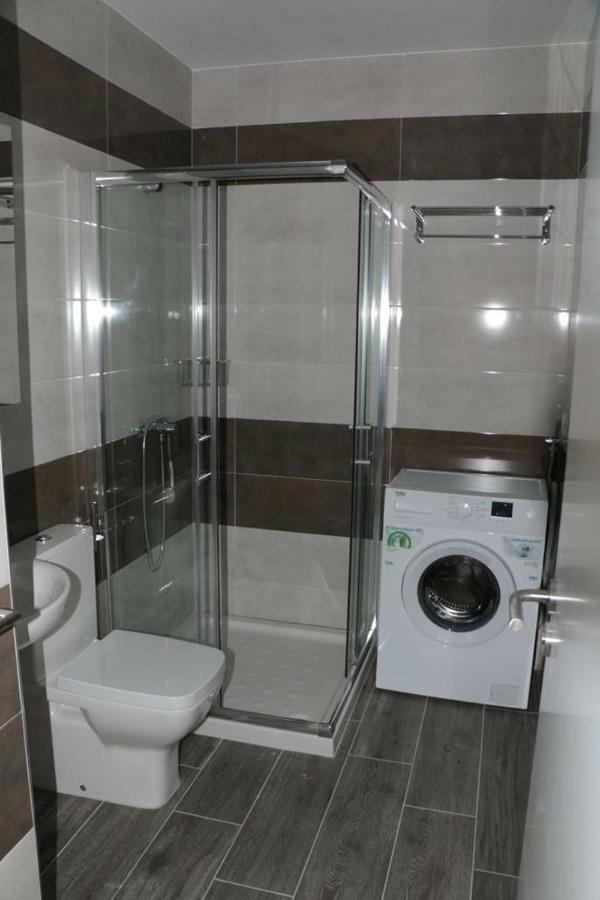 Apartamentos Credencial ซาร์เรีย ภายนอก รูปภาพ